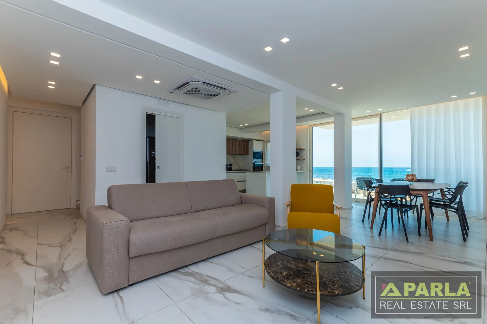 Open-plan living room — Casuzze